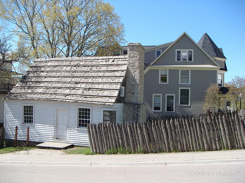 109 Memorial Day [2008 May 23].JPG - Scenes from Mackinac Island.
